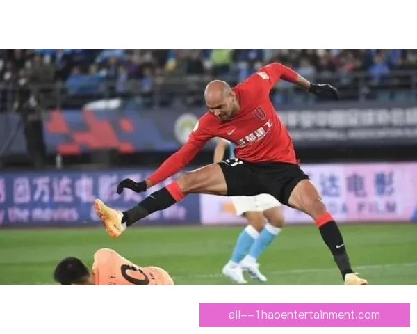 费利佩倒钩破门助成都蓉城逆袭对手上演精彩进球瞬间